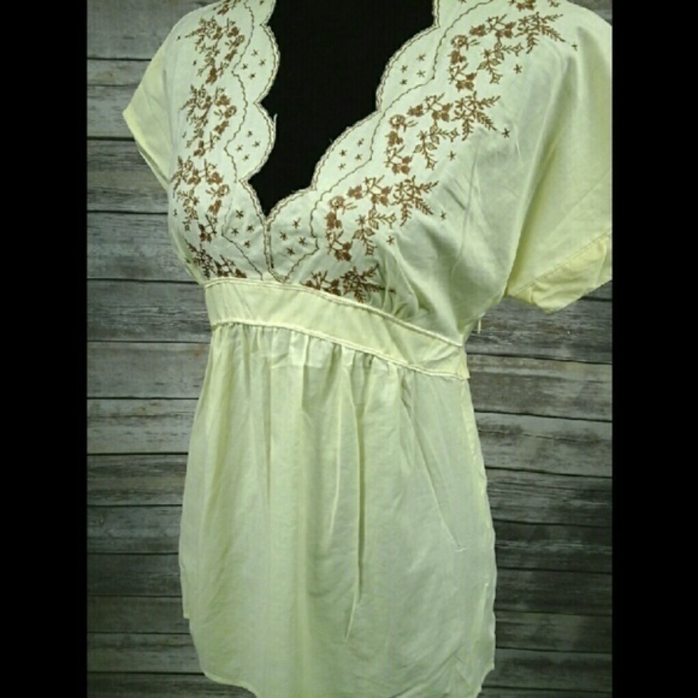 Yellow Embroidered Top - Picture 4 of 4